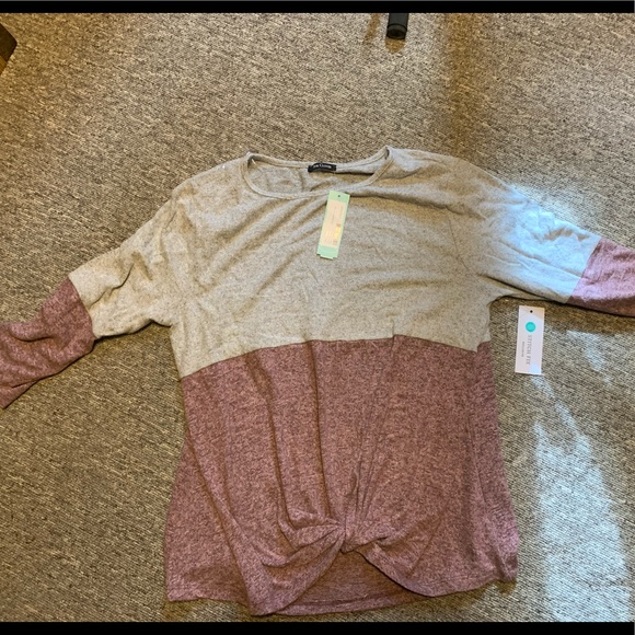 Knit top - Picture 2 of 2